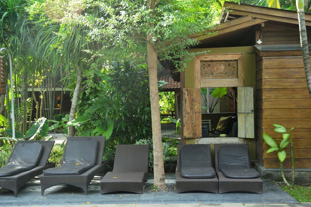 Desa Nyima Hotel Seminyak  Exterior photo