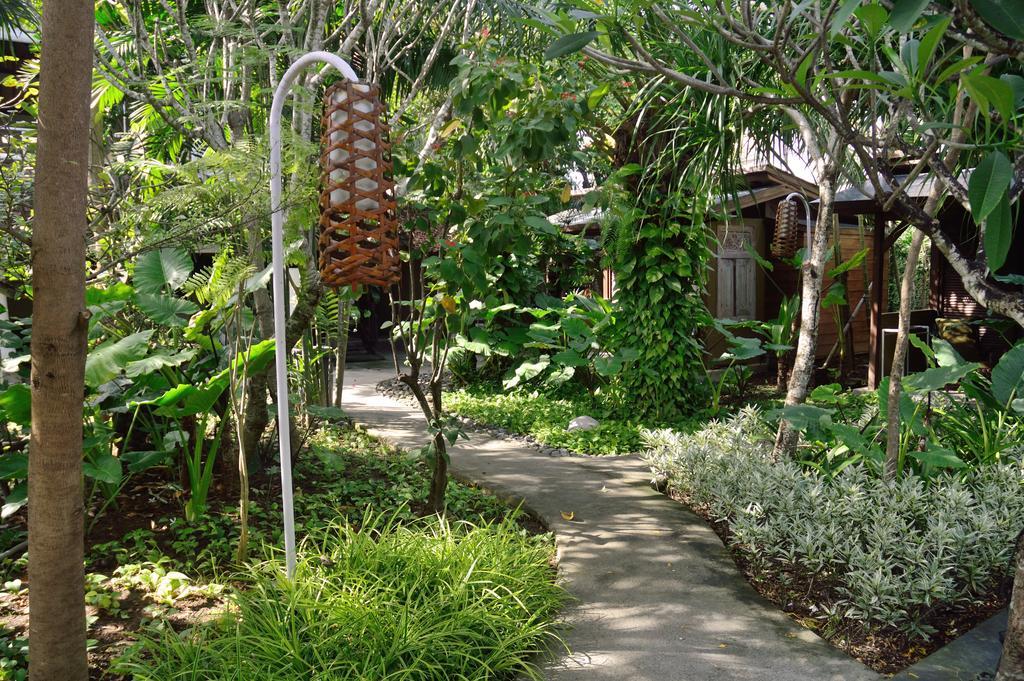Desa Nyima Hotel Seminyak  Exterior photo