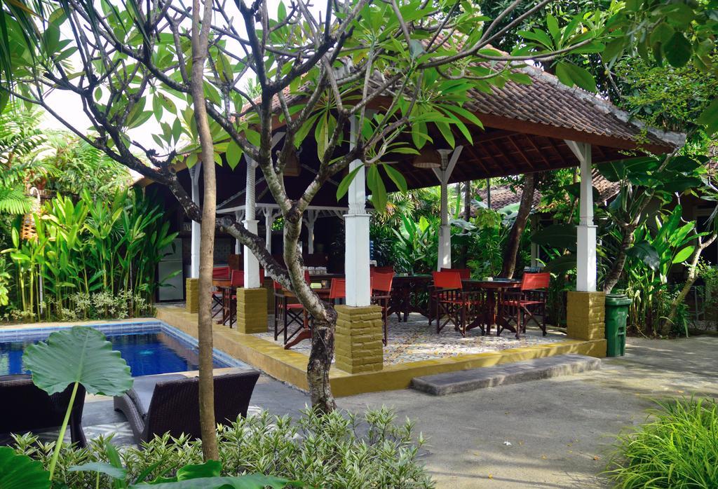 Desa Nyima Hotel Seminyak  Exterior photo