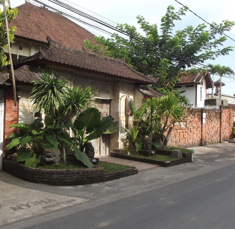 Desa Nyima Hotel Seminyak  Exterior photo