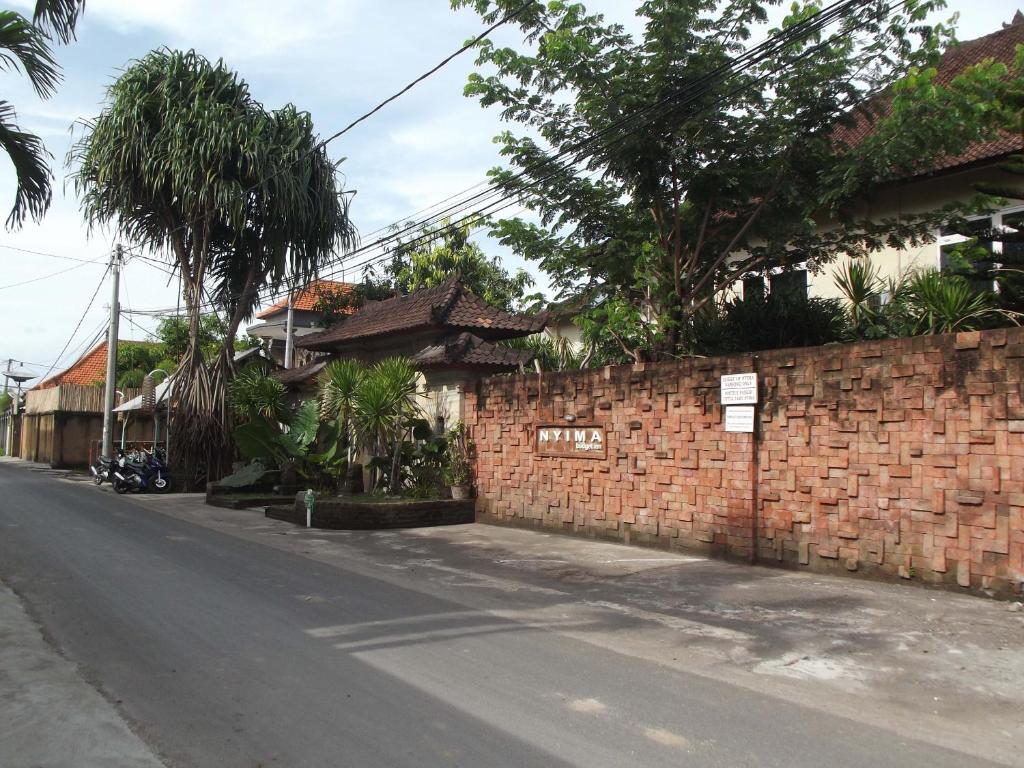 Desa Nyima Hotel Seminyak  Exterior photo