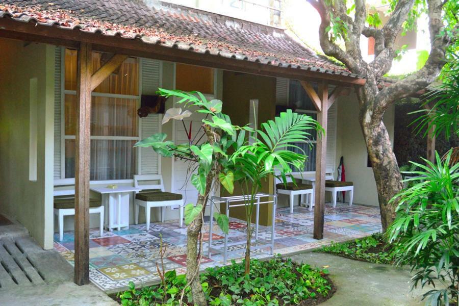 Desa Nyima Hotel Seminyak  Exterior photo